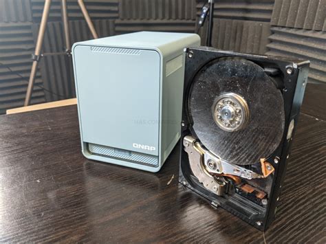 QHiro QMiro Difference – NAS Compares.